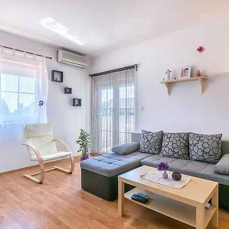 Apartment Robert-marco Polo