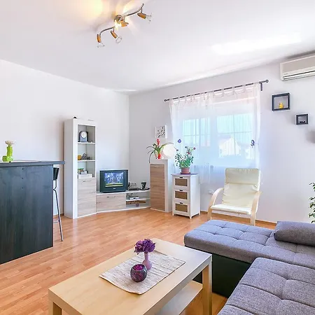 Apartment Robert-marco Polo Medulin